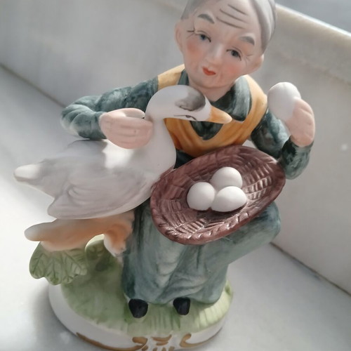 Vintage decorative figurines set of 2, 1960-1970