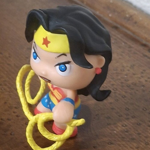 Wonder Woman Little Mates Mini Figure PVC like new