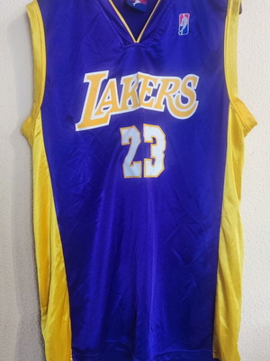 Φανέλα Lakers Αυθεντική μεταχειρισμένη NBA με αριθμό 23 LeBron James μέγεθος L