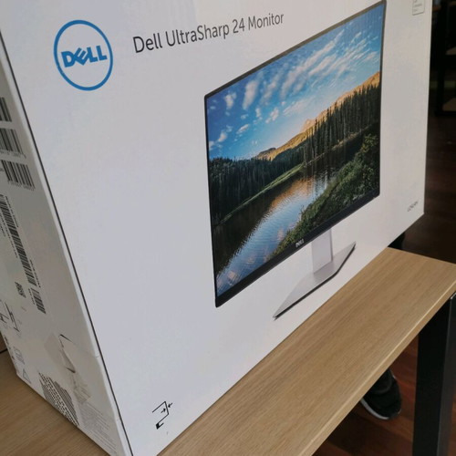 Dell U2414H computer monitor like new