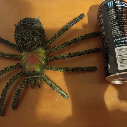 Plastic large spider like new, green