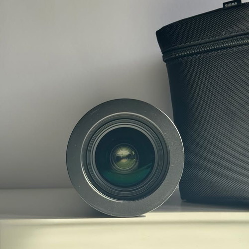 Blackmagic Pocket Cinema Camera 6K Pro with Sigma 18-35mm lens like new