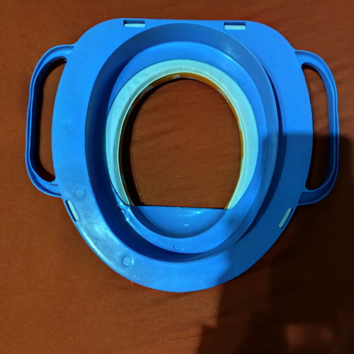 Children's toilet seat used with soft cushion and duck decoration