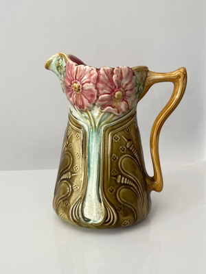 Majolic d Onnaing ceramic pitcher 19th century like new Roses Tremieres model