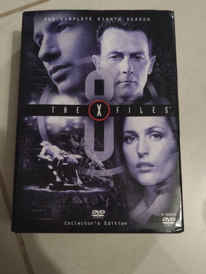 The X Files Season 8 Collector's Edition употребяван комплект от 6 автентични DVD