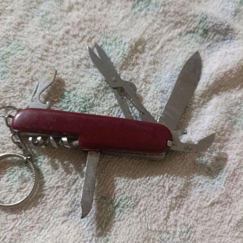 Swiss army knife keychain like new, multi-tool