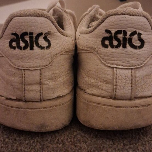 Asics men's white casual shoes used size 41