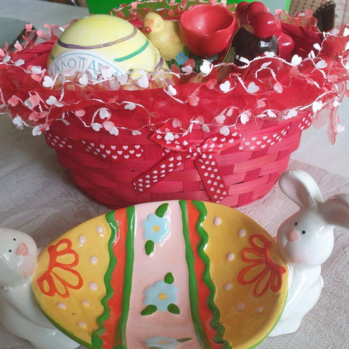 Easter decorations and basket new, pack of 3 pieces