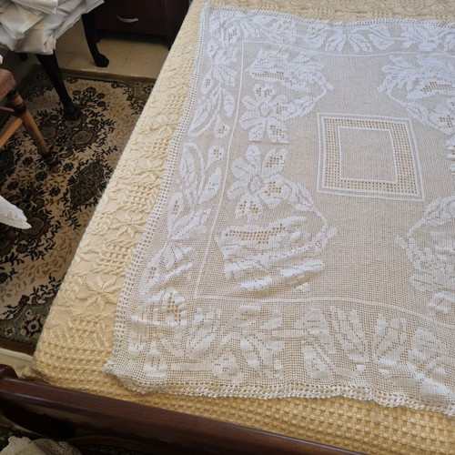 Handmade white rectangular tablecloth new 110x145