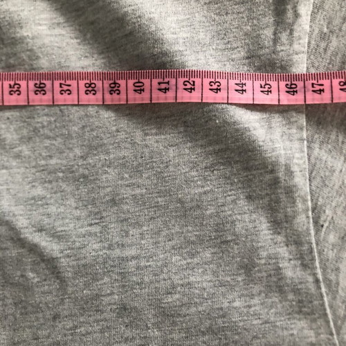 Gift Shop Britain T-shirt L like new, gray with embroidered print