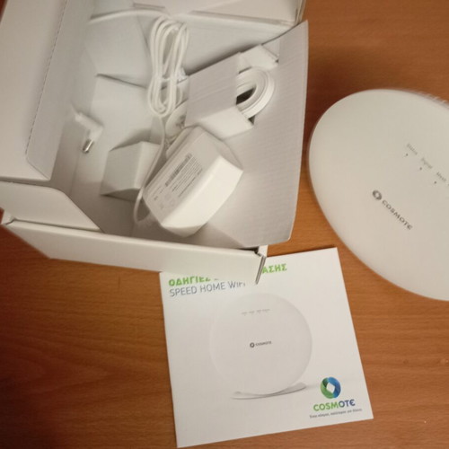 Cosmote Home Speed WiFi Router like new, open box condition