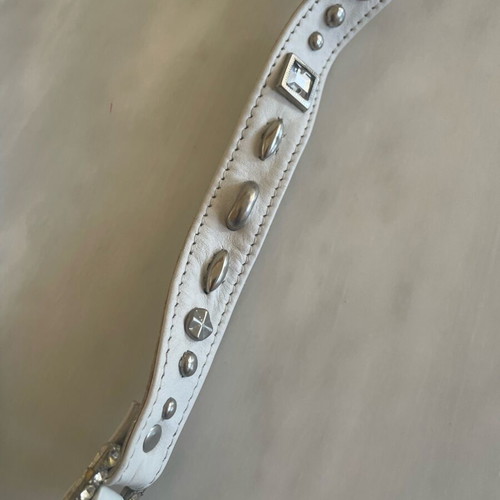 Mad Hat white shoulder bag like new
