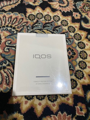 IQOS 2.4 plus new sealed with cleaning sticks