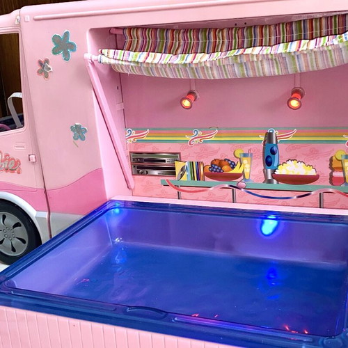 Barbie Hot Tub Party Bus 2006 used with working lights and sounds