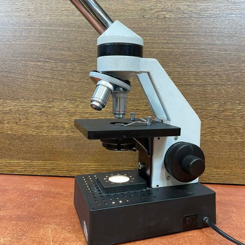 Vintage Eschenbach 3462 Microscope with Olympus P10X lens used