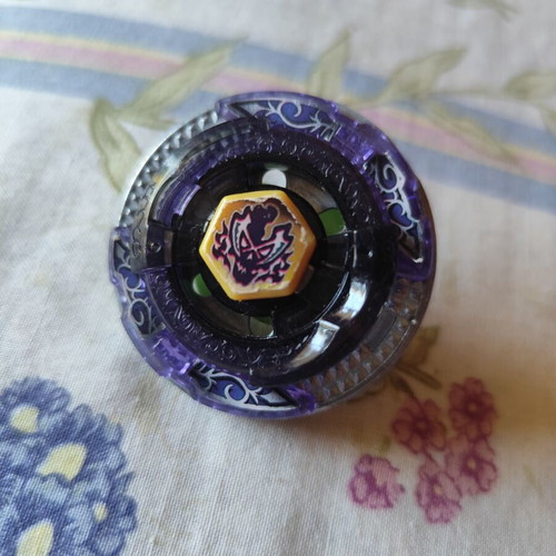 Beyblade Kronos like new