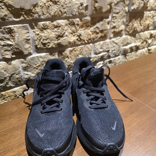 Αθλητικά παπούτσια Nike Revolution 8 σαν καινούργια, νούμερο 44, μαύρα