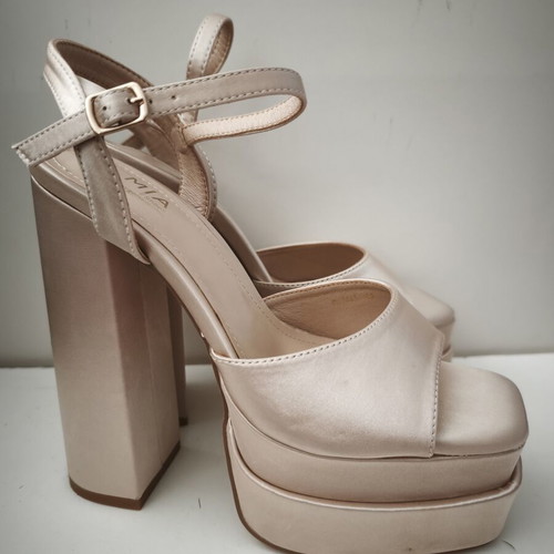 Satin high-heeled platform sandals size 40 beige new