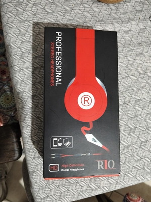Headphones wired, like new