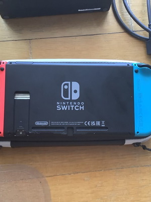 Nintendo Switch bundle with 2 games like new
