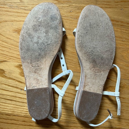 Tod’s woman’s flat sandals like new white size 39 with bag and box