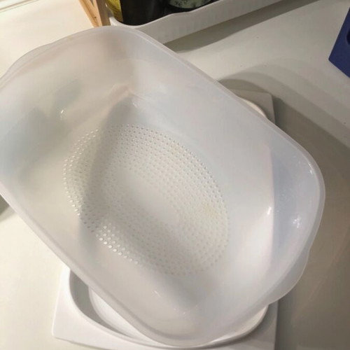 Tupperware cheese container new