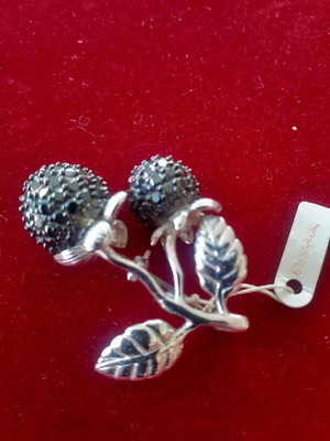 Silver 925T Pin with marcasite, new, Apefthon