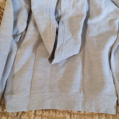 H&M sweatshirt used for boys size 152 grey