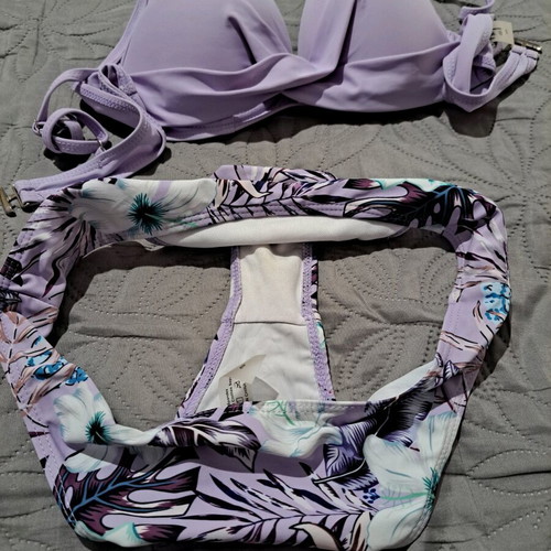 Printed bikini slip like new, size S, purple and turquoise