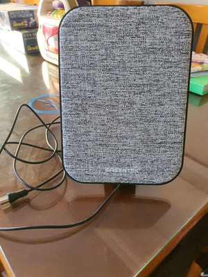 Indoor TV antenna