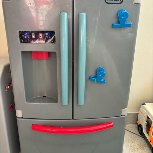 Little Tikes refrigerator like new