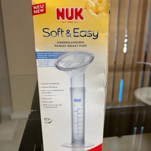Nuk manual breast pump like new