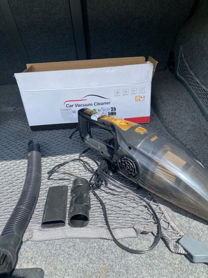 Portable car vacuum cleaner 12V new with strong suction
