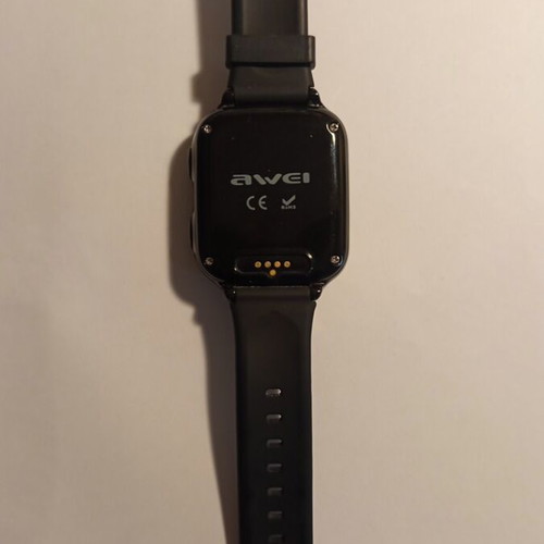 Smartwatch like new with box and charger