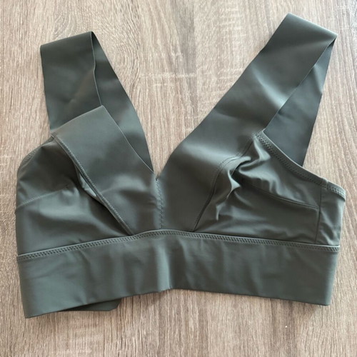 H&M swimsuit top like new, size S