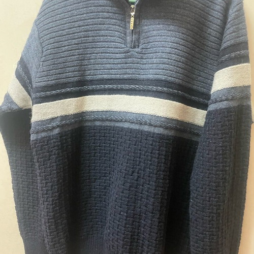 Men's woolen sweater size M like new
