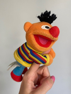 Muppet Sesame Street Ernie λούτρινο παιχνίδι αγκαλιάς 1998 μεταχειρισμένο