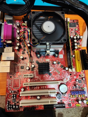 MSI K9N6PGM2-V motherboard with AMD Athlon LE-1640, 1GB DDR2 RAM, used