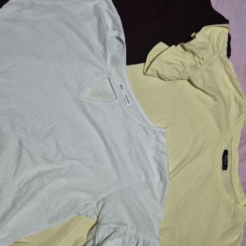 Pack of 3 women's short-sleeve tops like new, size Medium