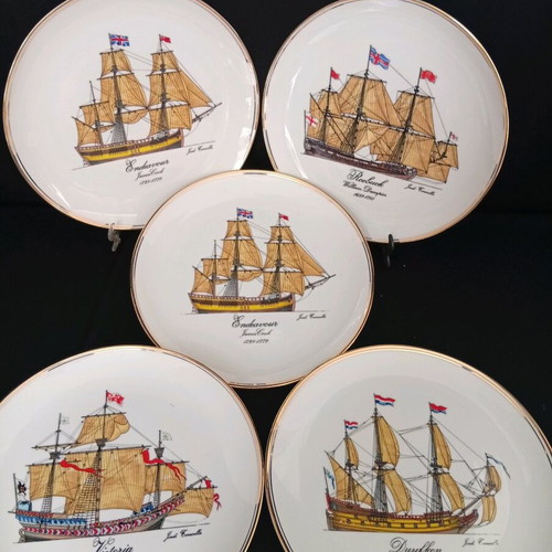 Vintage Furstenberg Germany decorative wall plates set of 5