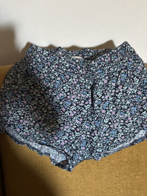 Floral shorts H&M like new, colorful, size XS