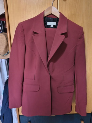 Zara women's suit terracotta color, excellent condition, size M