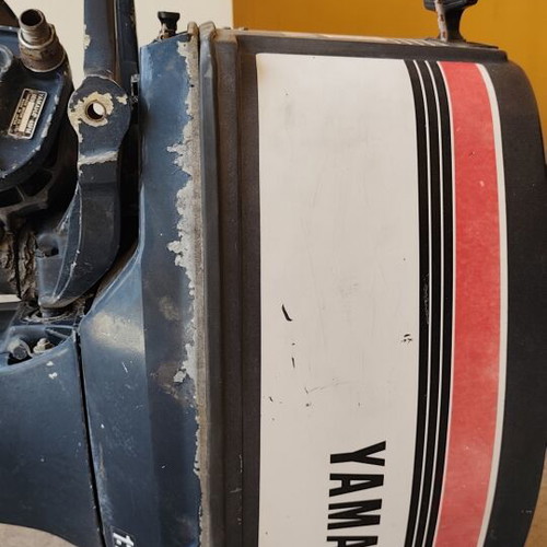 Yamaha 40hp outboard motor used with papers
