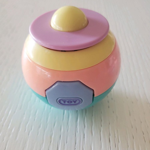Baby toys ball and horn like new in pastel colors