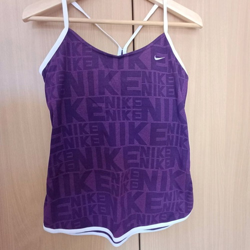 Nike tennis top like new, purple, with chest support size M