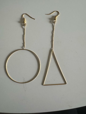 Earrings with geometric designs like new, gold-colored