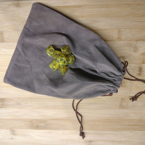 DnD dice set in velvet pouch new, 14 colors available