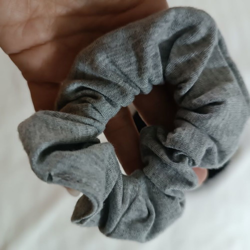 Cotton hair ties set of two, like new, gray and black