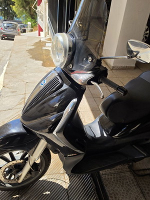 Piaggio Beverly 300i Tourer scooter 2009, black