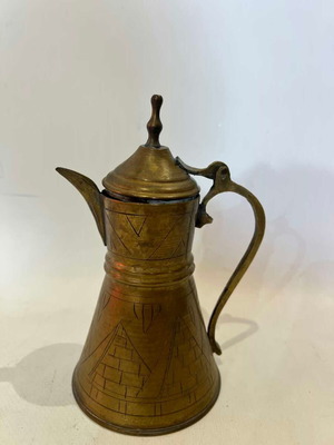 Vintage brass Dallah Arabic coffee pot used 16x10